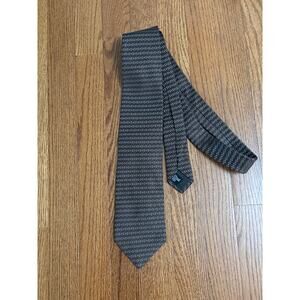 Giorgio Armani Brown with Silver Colored Design Men's Necktie Tie 100 Silk Italy